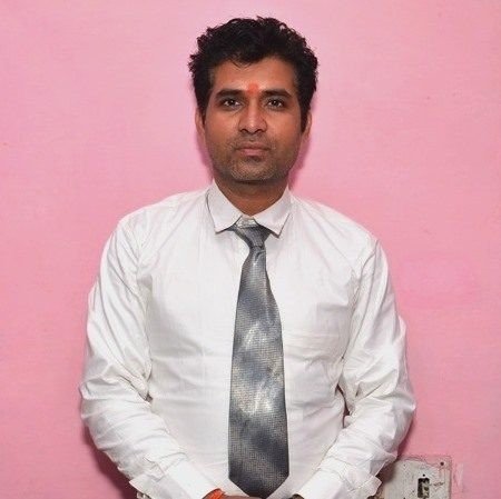 Ombeer Sharma, founder of Digital HandHolding